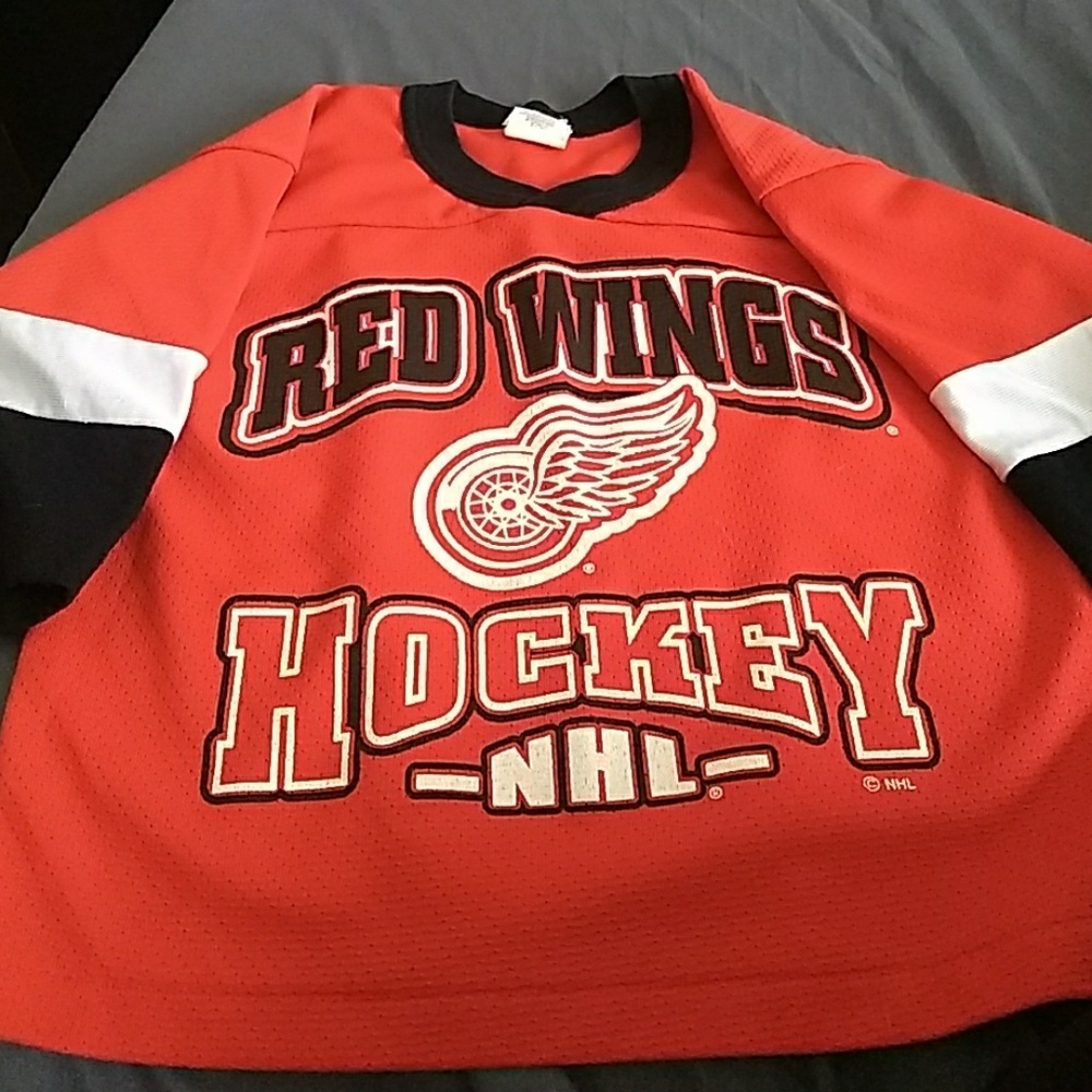 Boys Red Wings jersey